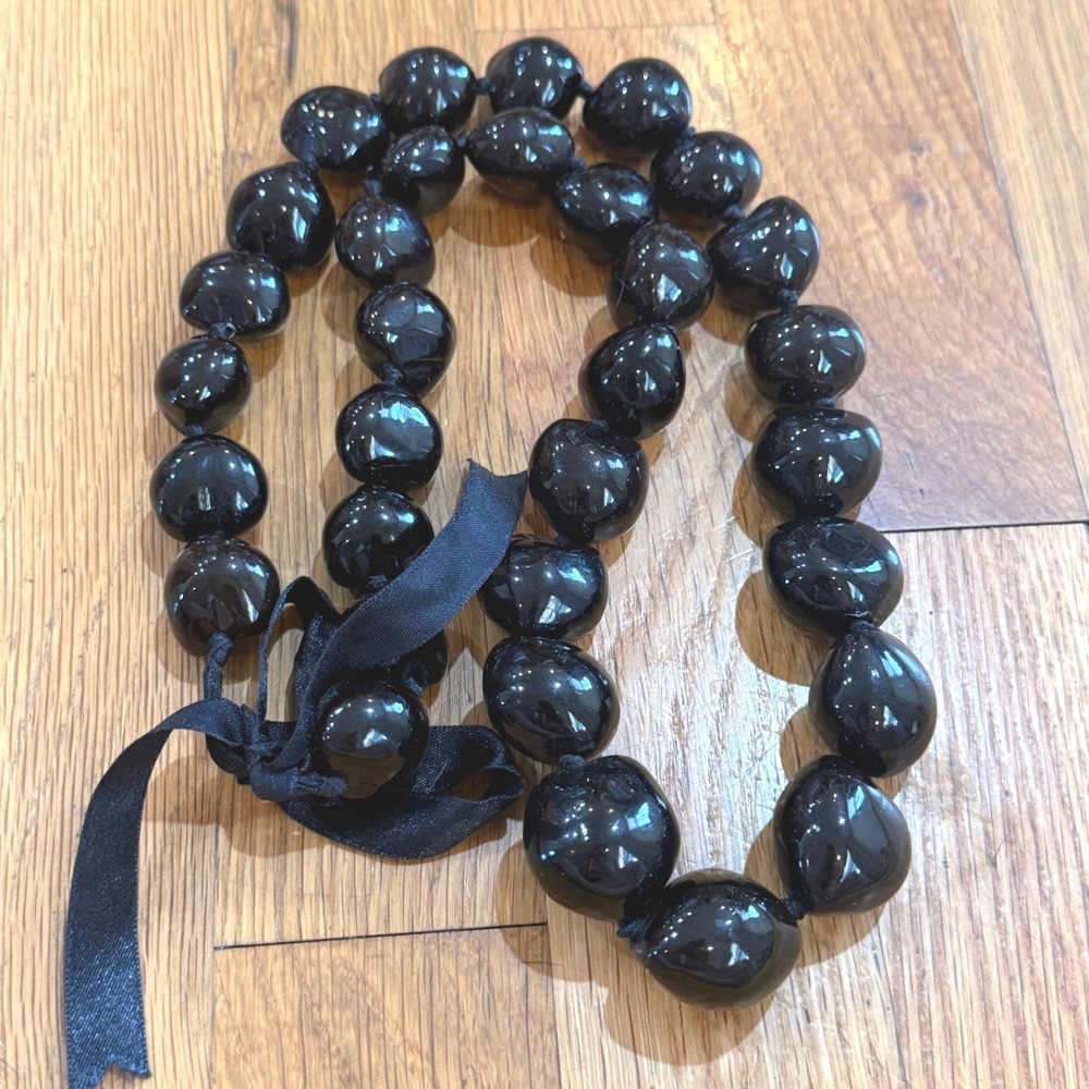Vintage Hawaiian Black Kukui Nut Lei Necklace Polished Ribbon Tie Tropical 32in